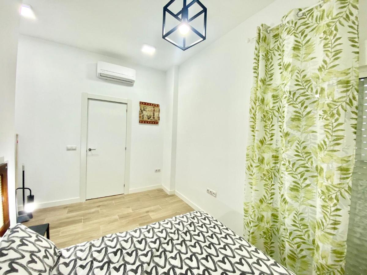 Puente Praga Aparment Apartment Madrid Exterior photo